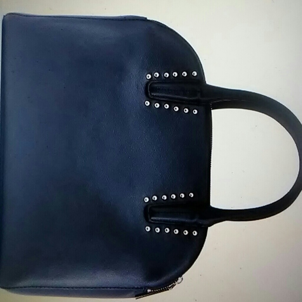 Handbag - Picture 3 of 3